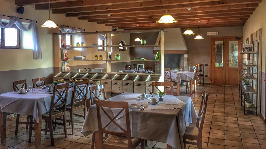 Agriturismo Borgo Tecla Rosà Eksteriør billede