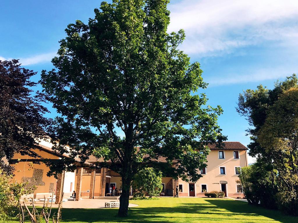 Agriturismo Borgo Tecla Rosà Eksteriør billede