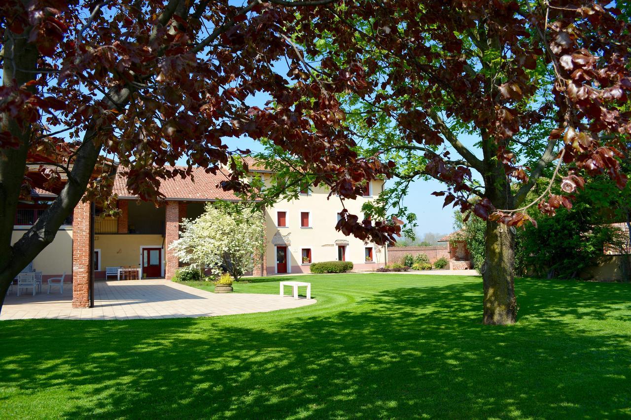 Agriturismo Borgo Tecla Rosà Eksteriør billede