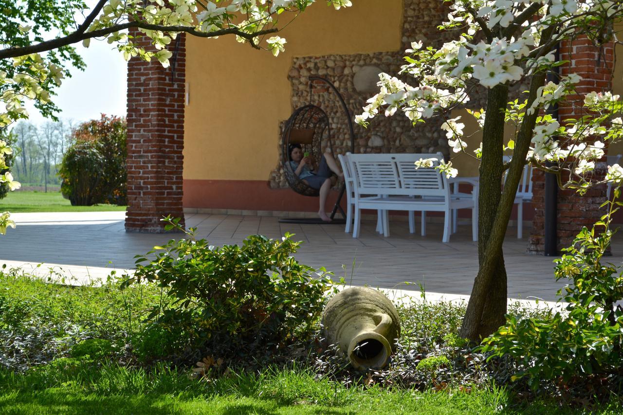 Agriturismo Borgo Tecla Rosà Eksteriør billede