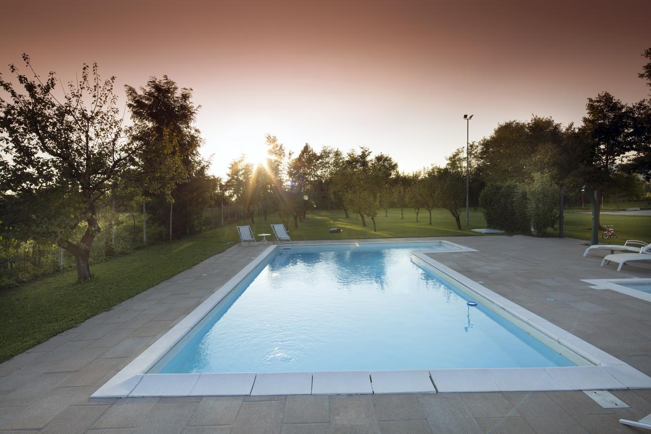 Agriturismo Borgo Tecla Rosà Eksteriør billede